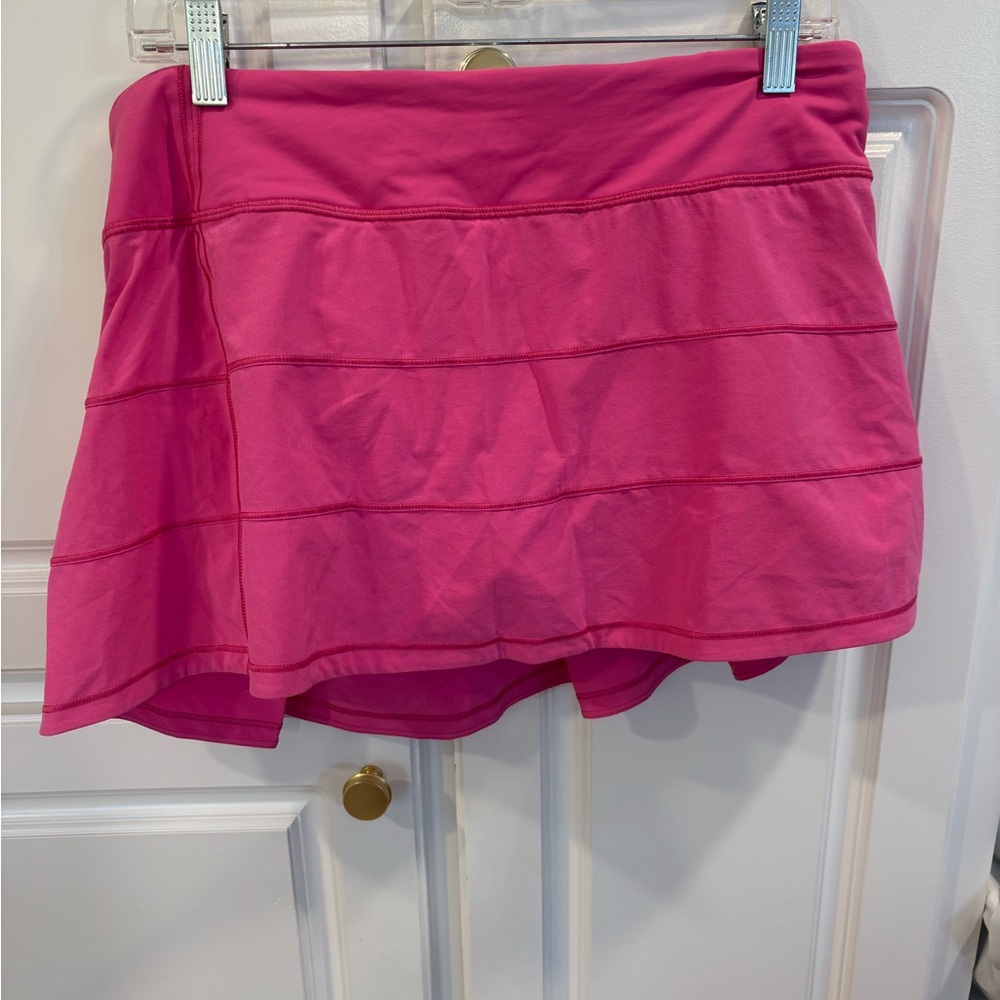lululemon athletica size 10 sonic pink Pace Rival Mid-Rise Skirt